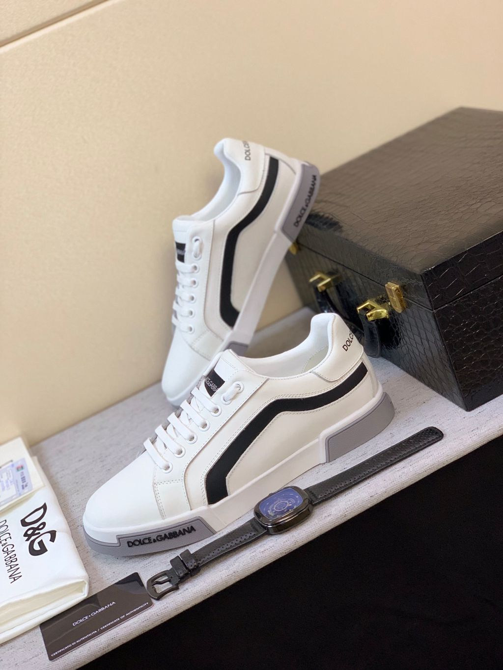 D*G sneaker